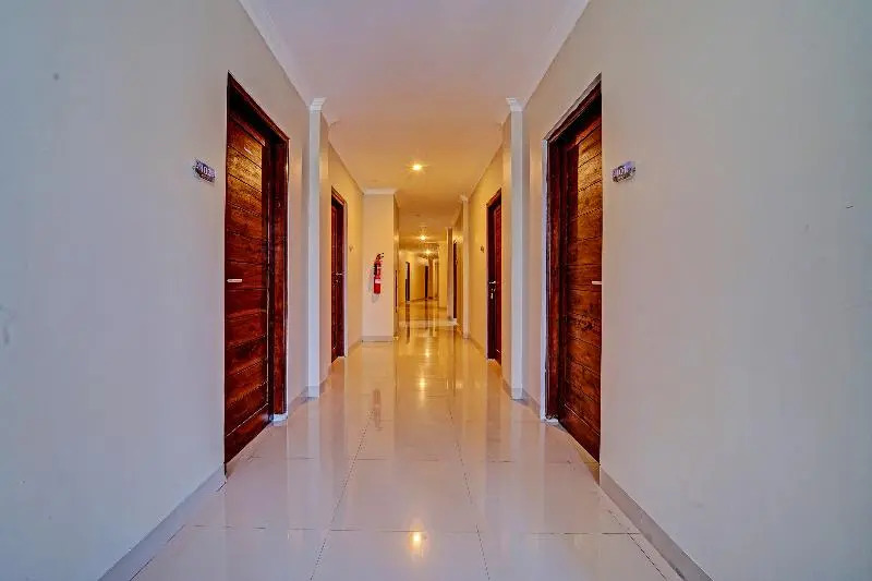 Hotel Andono near YIA Mitra RedDoorz