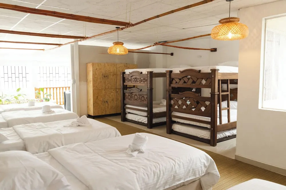 Raizen Hostel
