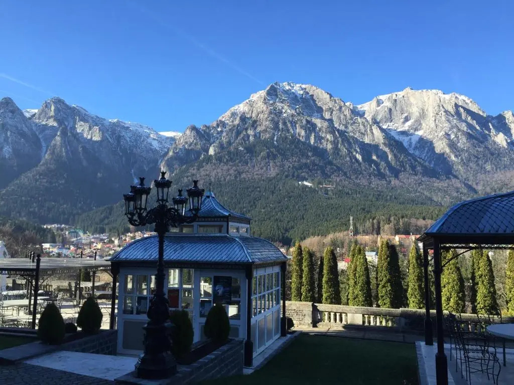 Duplex Apartment Busteni