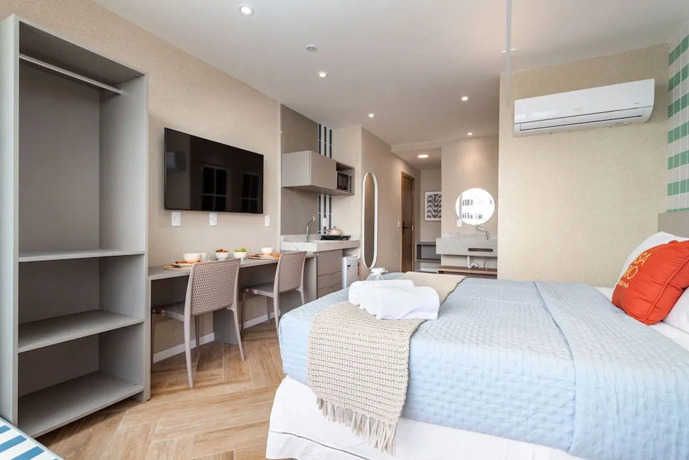 Sea View and Balcony With Bathtub Q11