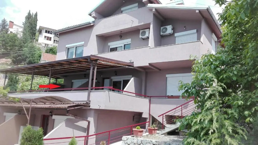 Nate Apartments