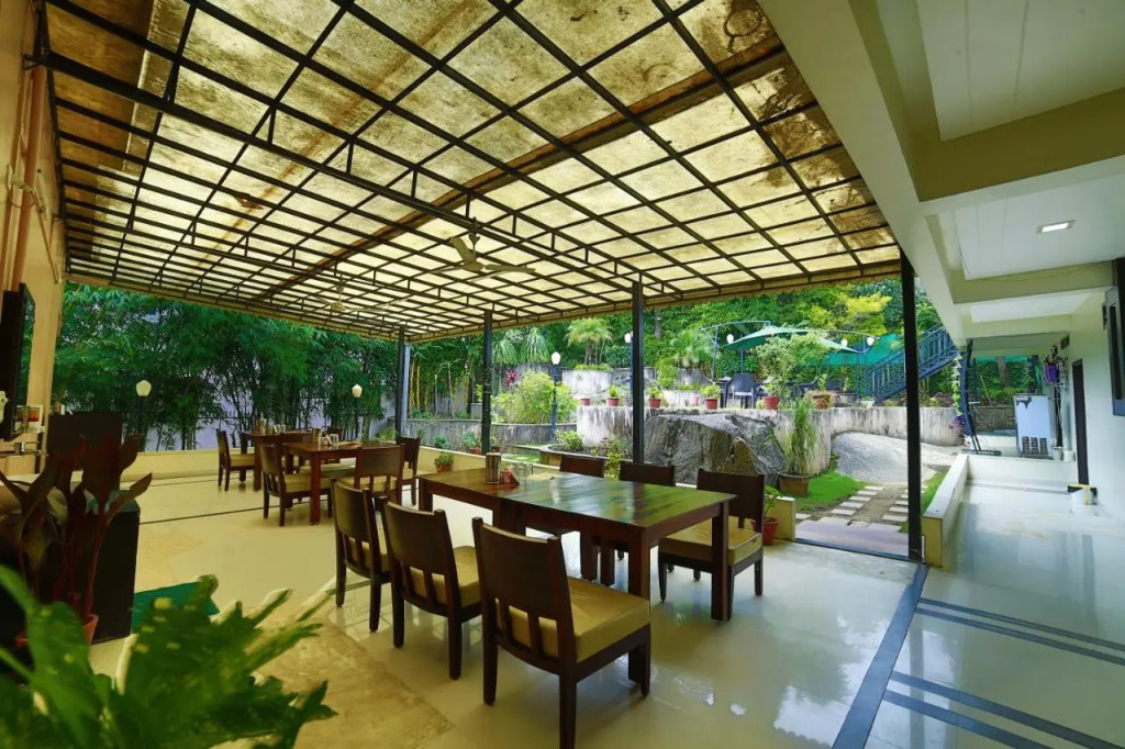 Hotel Shiv Villa by SAH