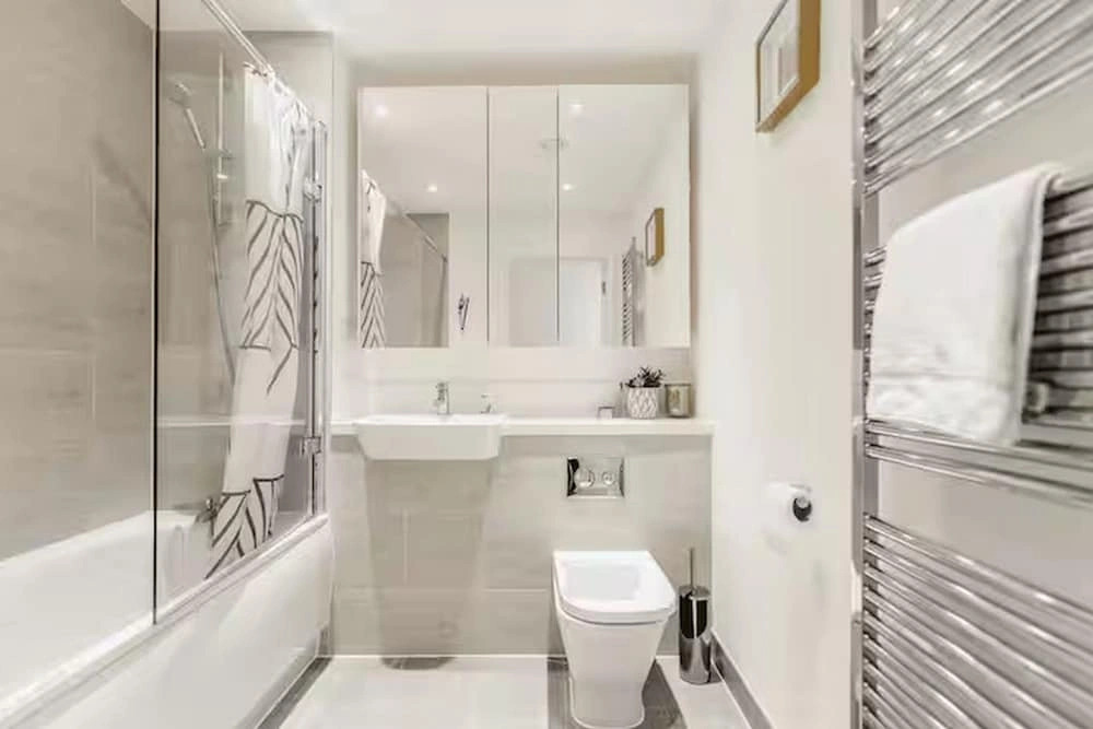 Stylish 2-Bed Flat Near Central London