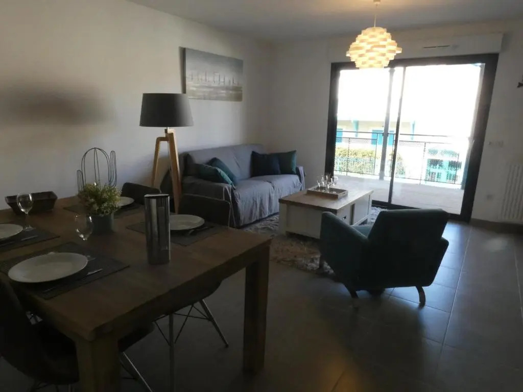 Appartement Arcachon, 3 Pièces, 6 Personnes - Fr-1-374-49