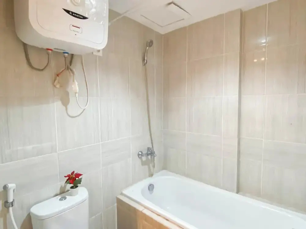 Modern 2Br At Vasanta Innopark Apartment