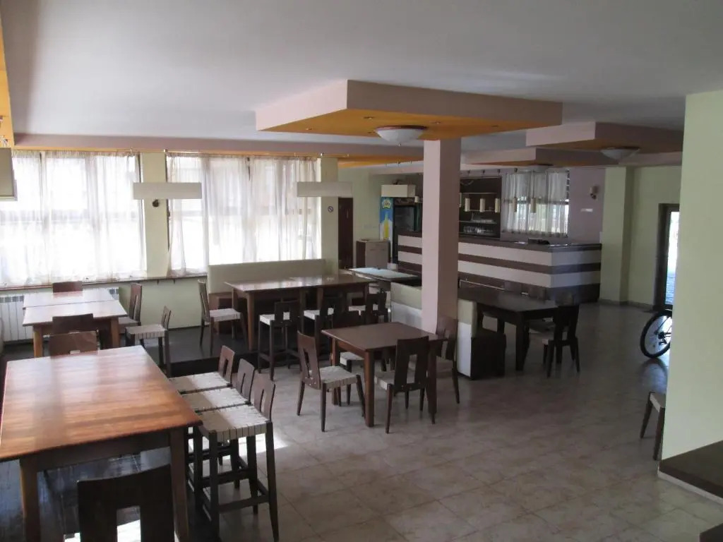 Edelweiss Park Complex Alexander Services Apartments