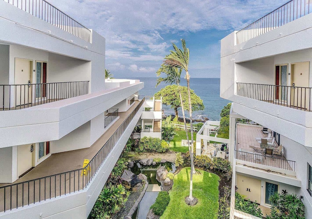 Royal Sea Cliff #415 Panoramic Views
