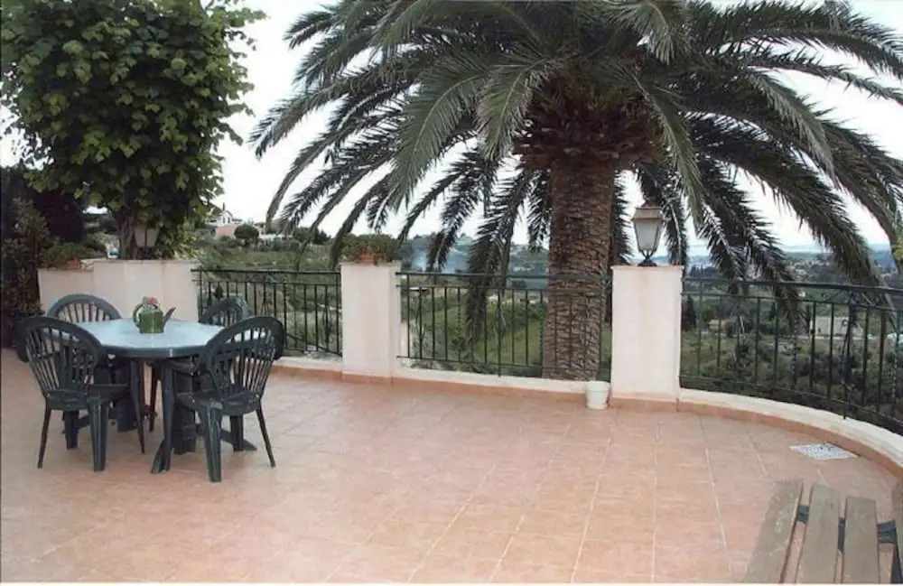 La terrasse d'Azur by Gites de France