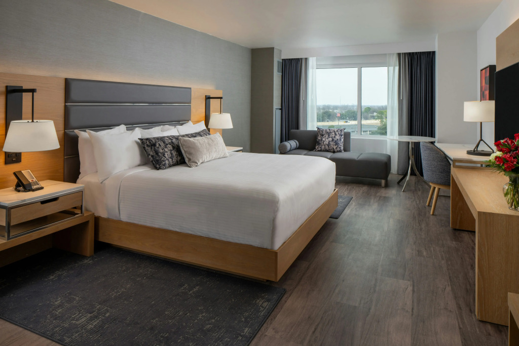 Live Casino & Hotel Louisiana, Curio Collection by Hilton