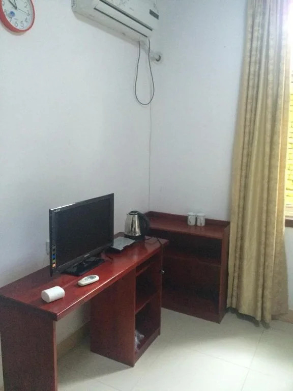 Qingdao Guanhaichao Business Hotel