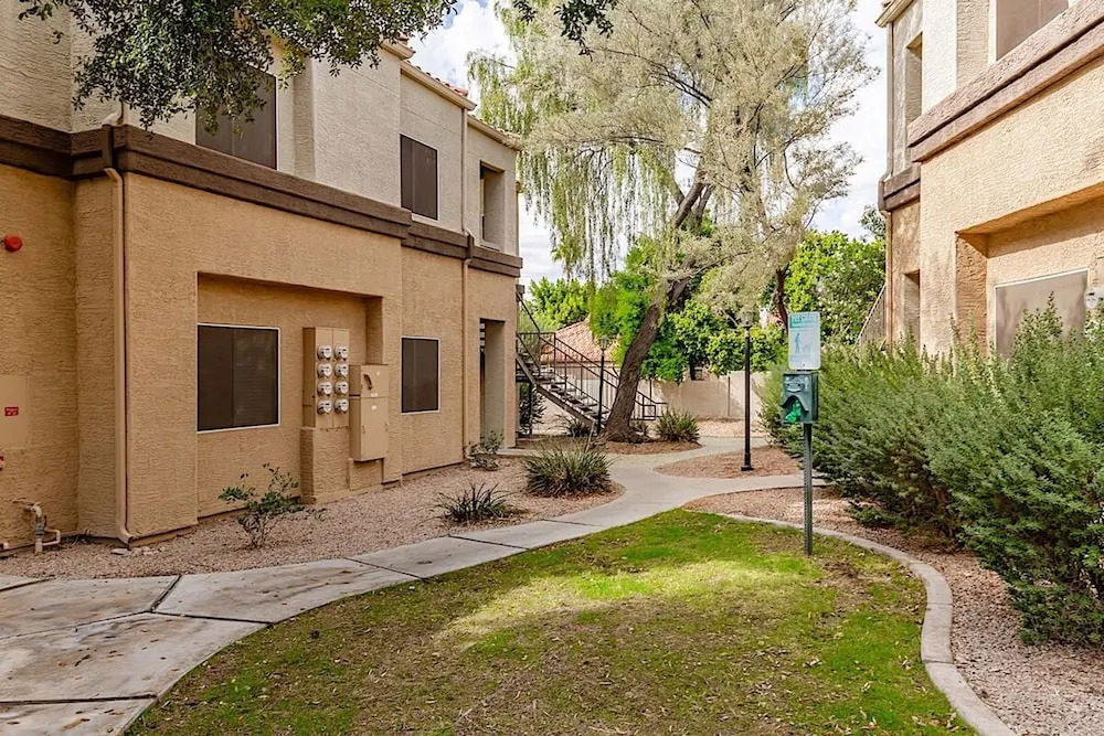 Desert Willow Walk Condo 2BR by Casago