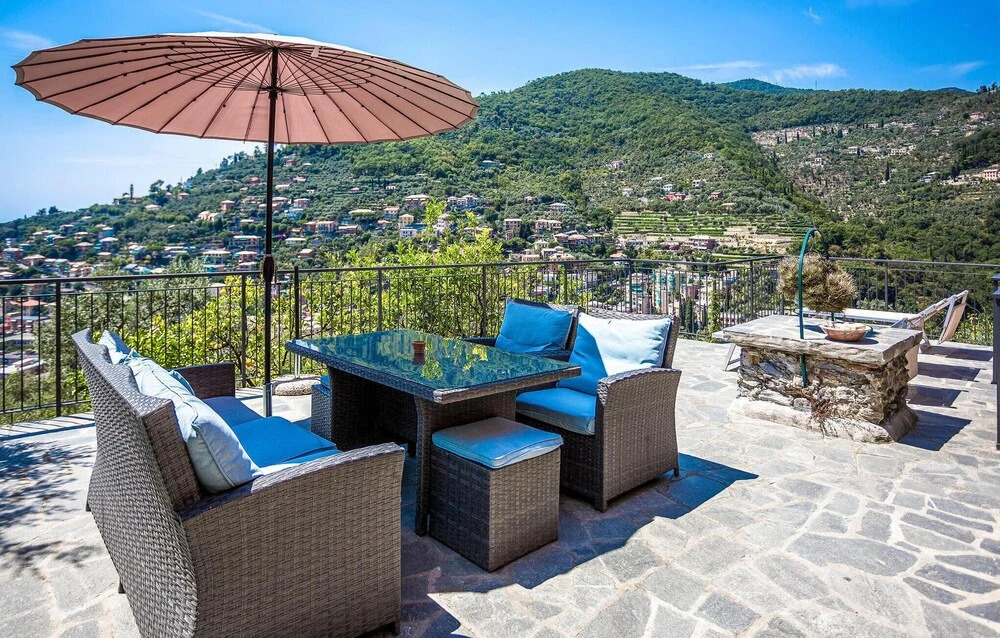 Stunning Home In Recco