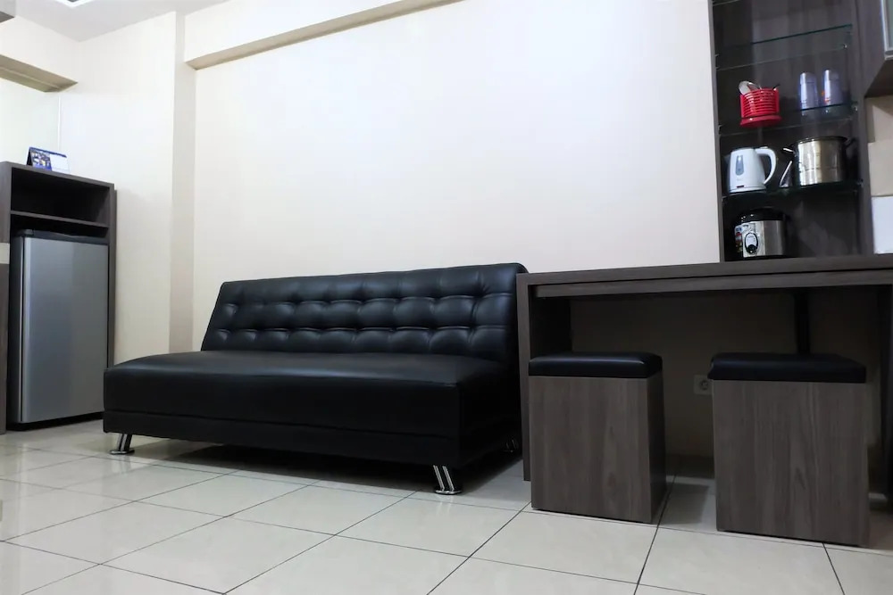 Port View Green Bay Apartment Pluit