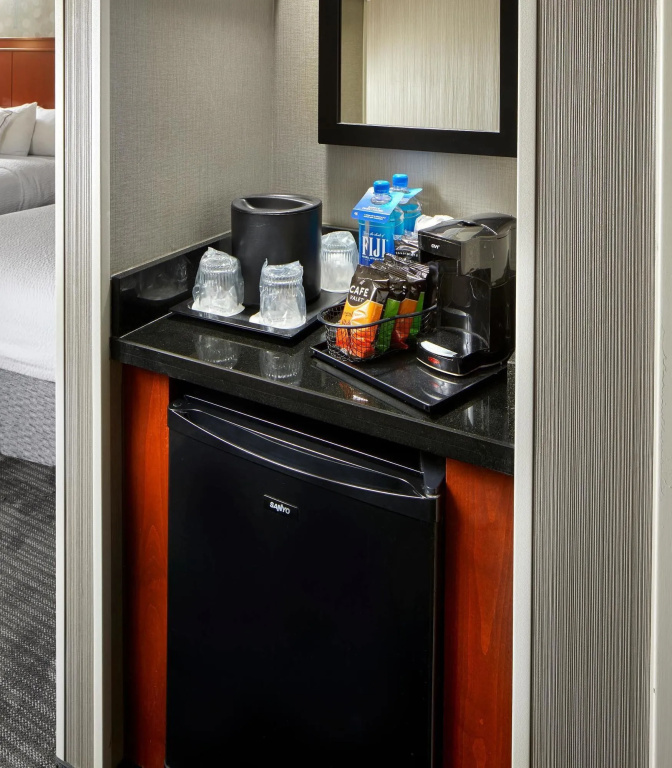 Courtyard by Marriott San Antonio Six Flags at The RIM
