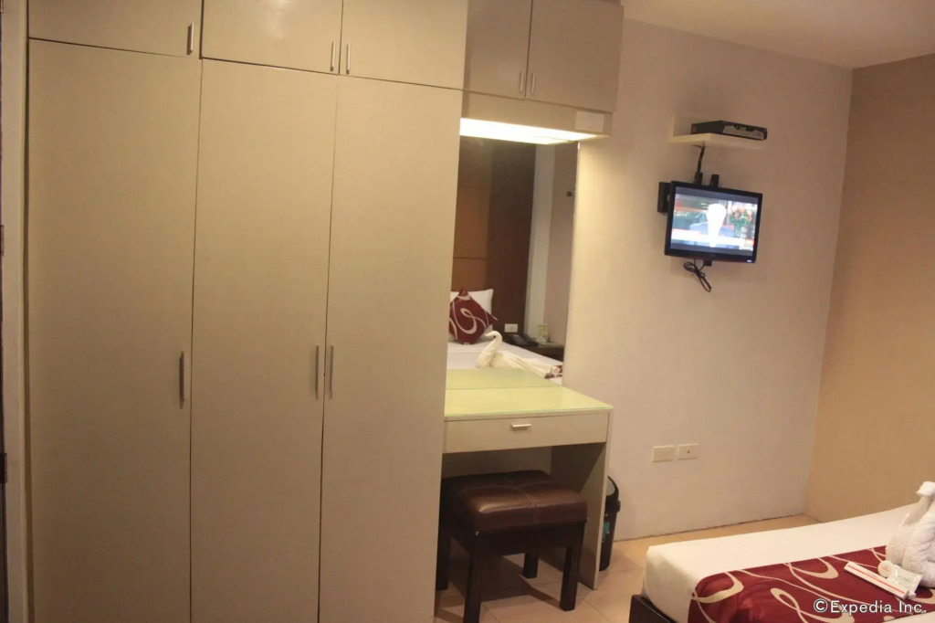 ACL Suites