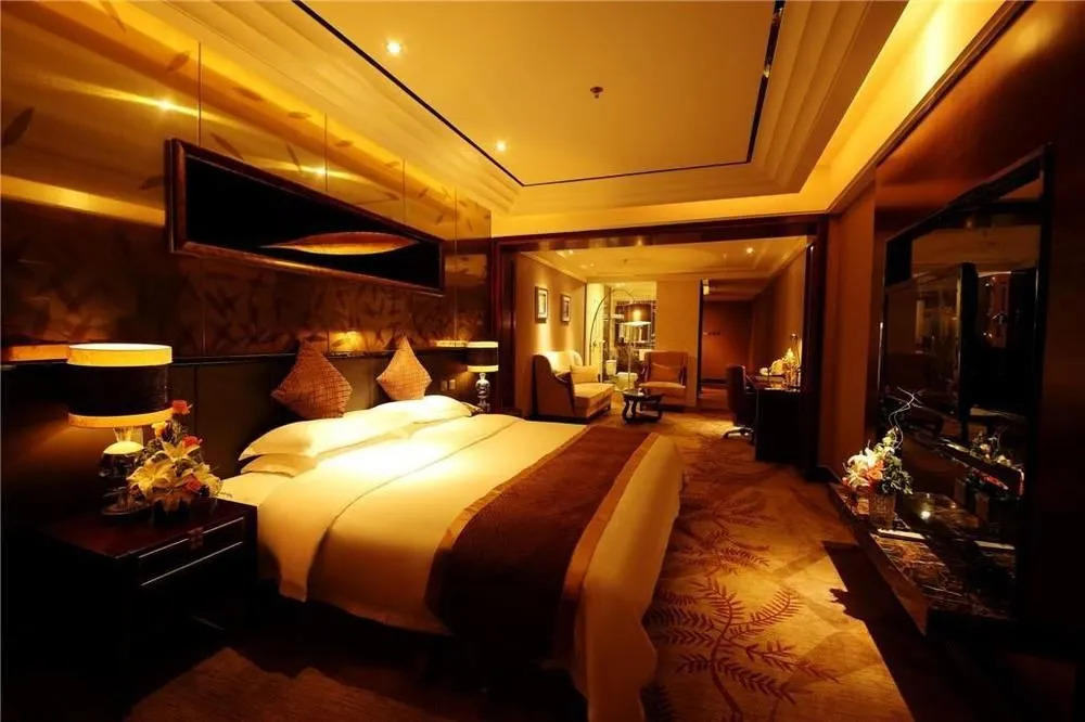 Chengdu Cannes Holiday Inn Hotel
