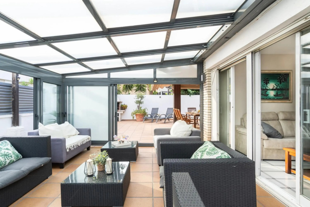 Cambrils-4BD-Piscina-BBQ-PetFriendly-Port Aventura