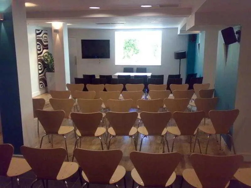 Umi Hotel