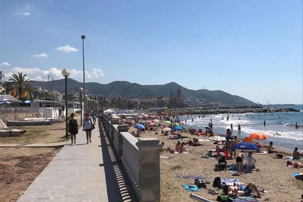 Fabulous 2 Bed with terrace close to Plaza España