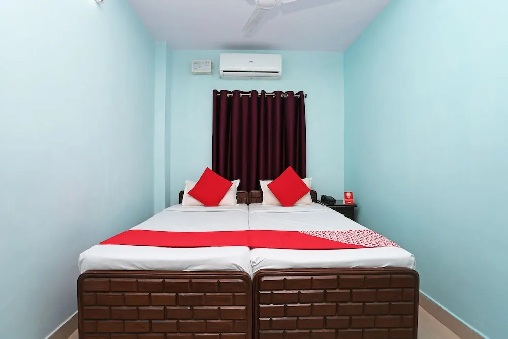 OYO 11081 Hotel Saraswati Inn