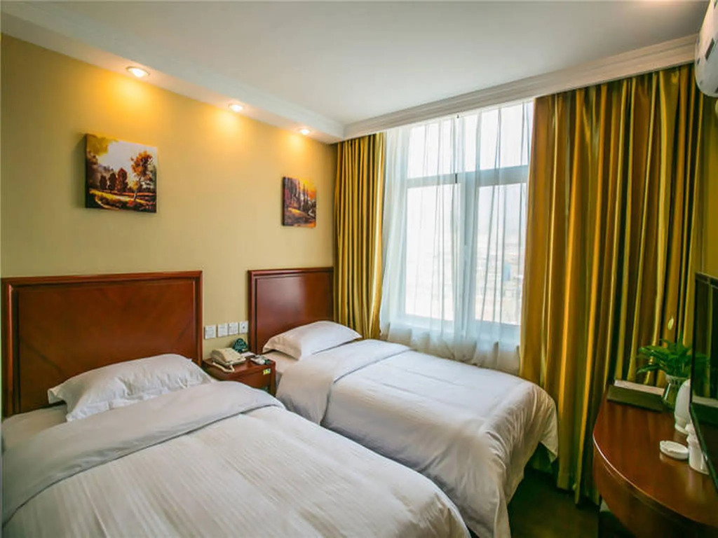 GreenTree Inn BeiJing ChangPing NanKou Town Train Station Shell Hotel