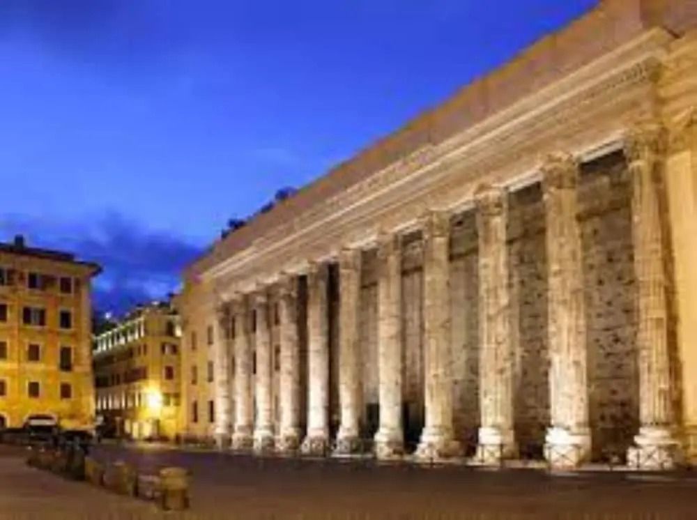 Designer Property Laid out Over 2 Floors In the Most Elegant Area Of Rome
