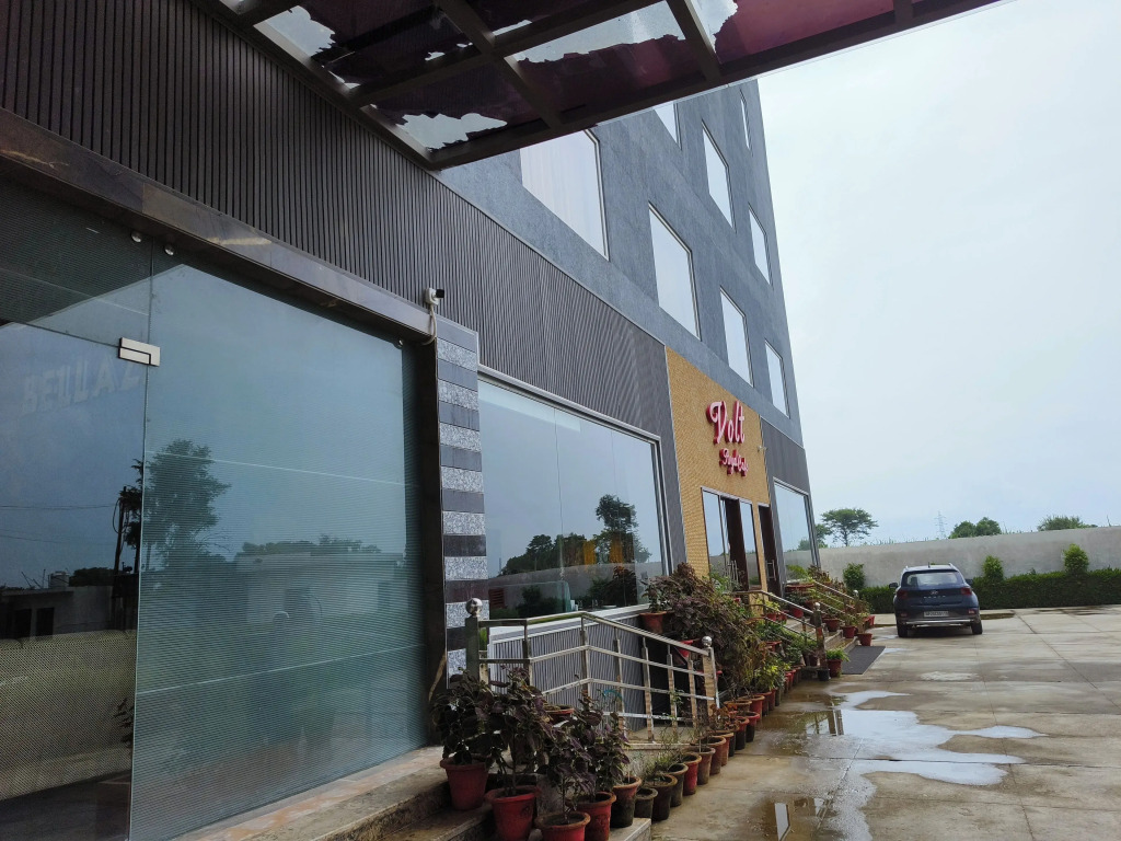 Palette by CheckIn Bareilly Formerly Bellazio Suites