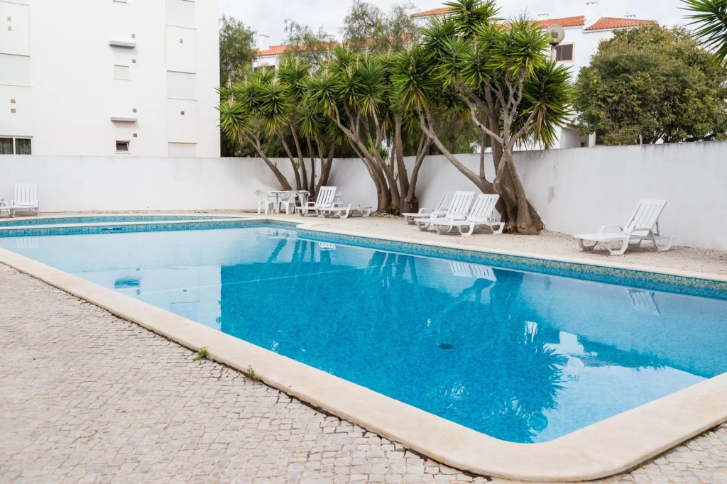 A10 - Silence Ground-floor and Pool