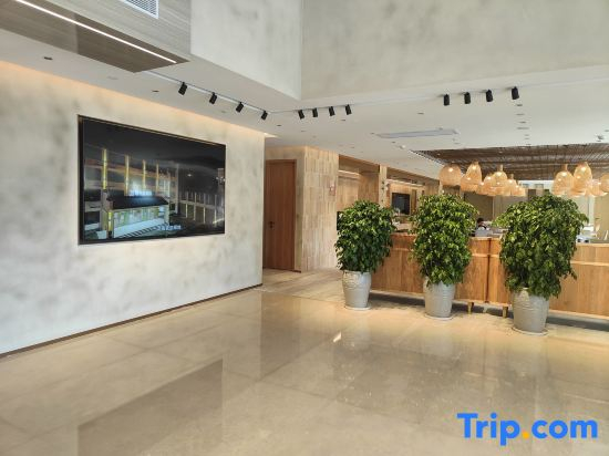 Sanya Rongyueting Hotel ( Train Station Branch)