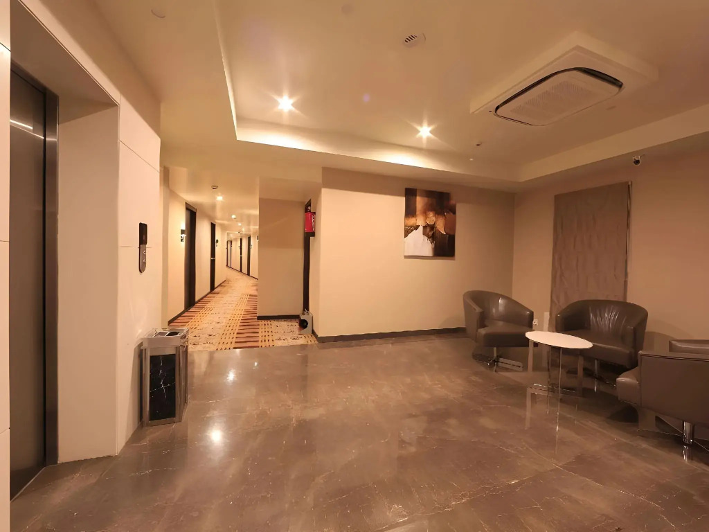 Hotel Regalia Tirupati