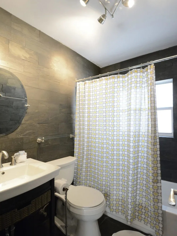 Barbizon on Ocean Drive Apartments