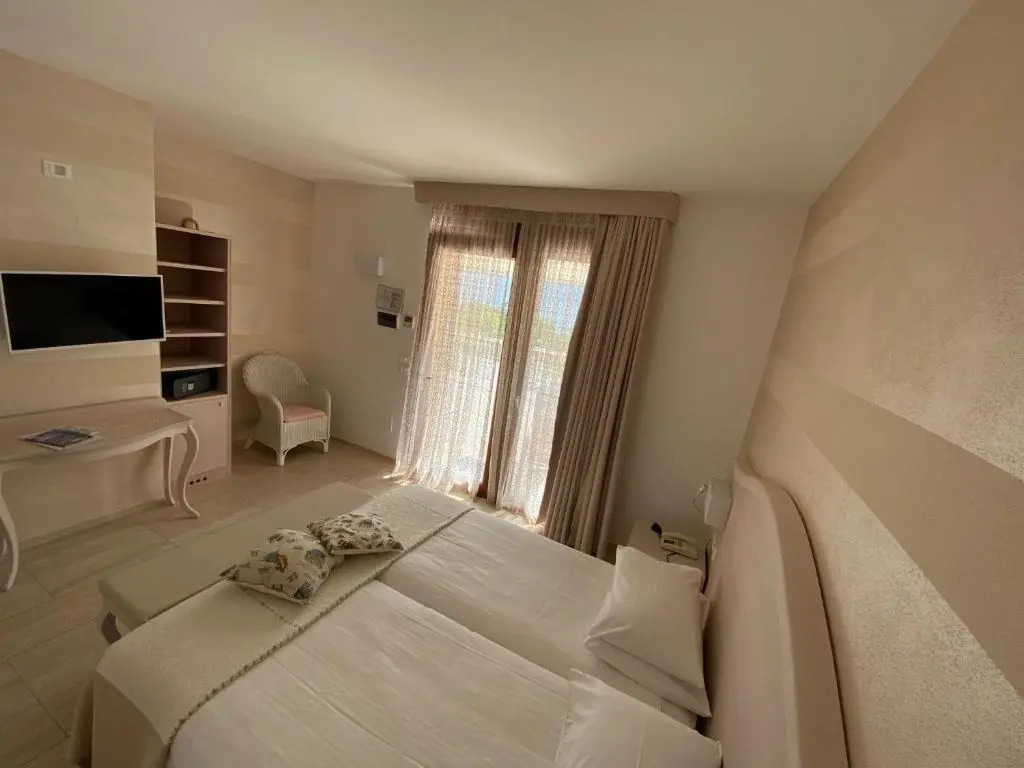 Hotel Riviera Panoramic Green Resort