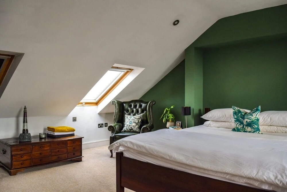 A Charming 2 Bedroom Retreat In East Dulwich