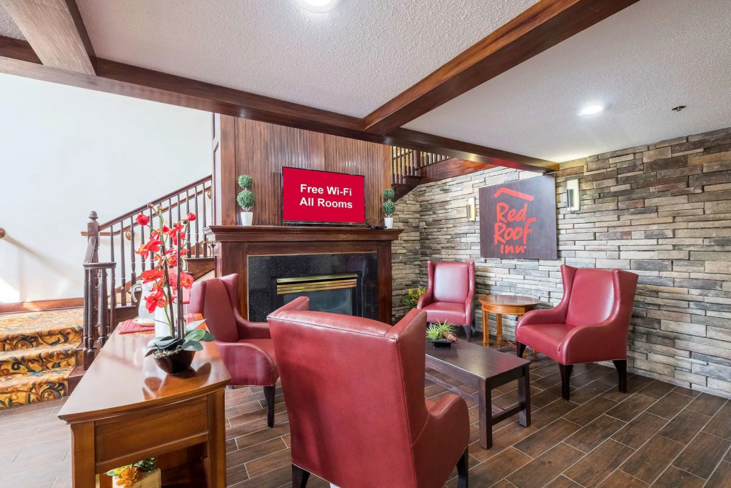 Red Roof Inn & Suites Stafford, VA - Quantico