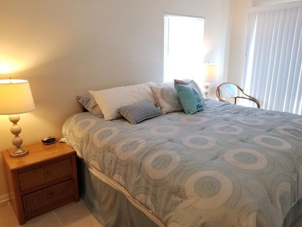 Ocean View, 2 Balconies, 2 Pools - Sea Place 13238