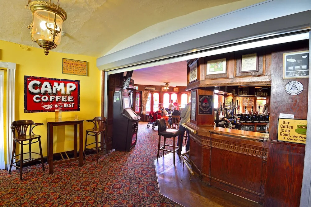 The Angel Hotel