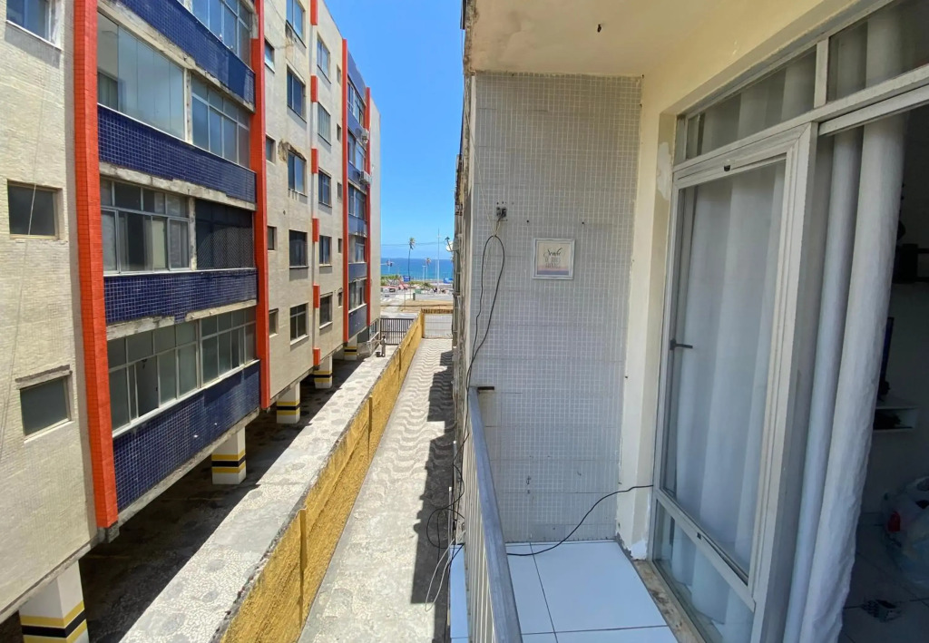 Apartamento em frente a Praia da Pituba Salvador