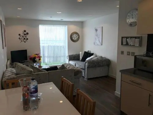 Executive 2 bedroom heart of BBC Media City