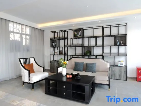 Xiamen Baihaishu Hotel (Huanghua Beach, Huandao Road)