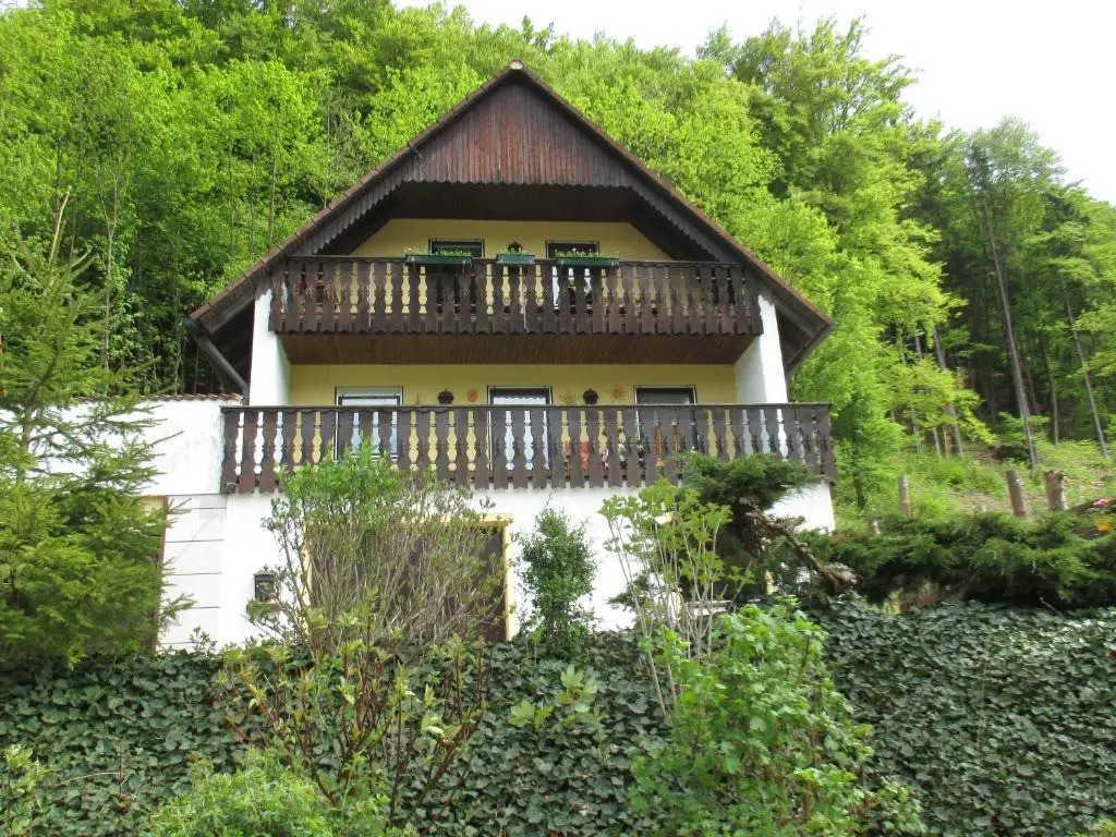 Apartments in Behringersmühle