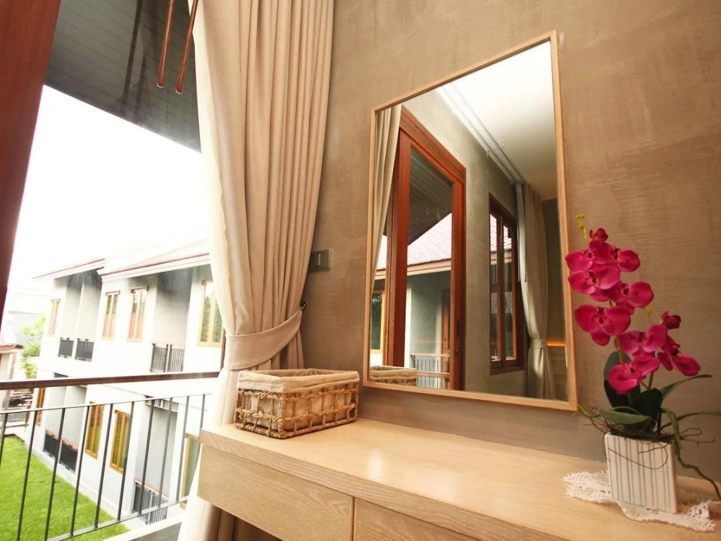 Chu Hotel