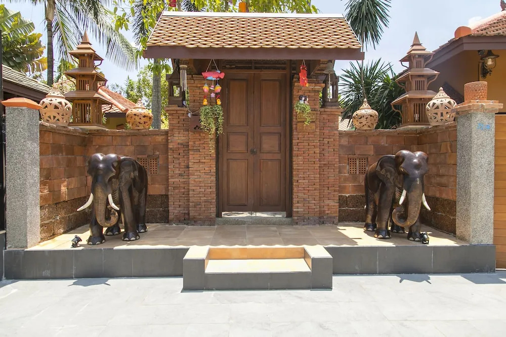 West Key Kamala Villa