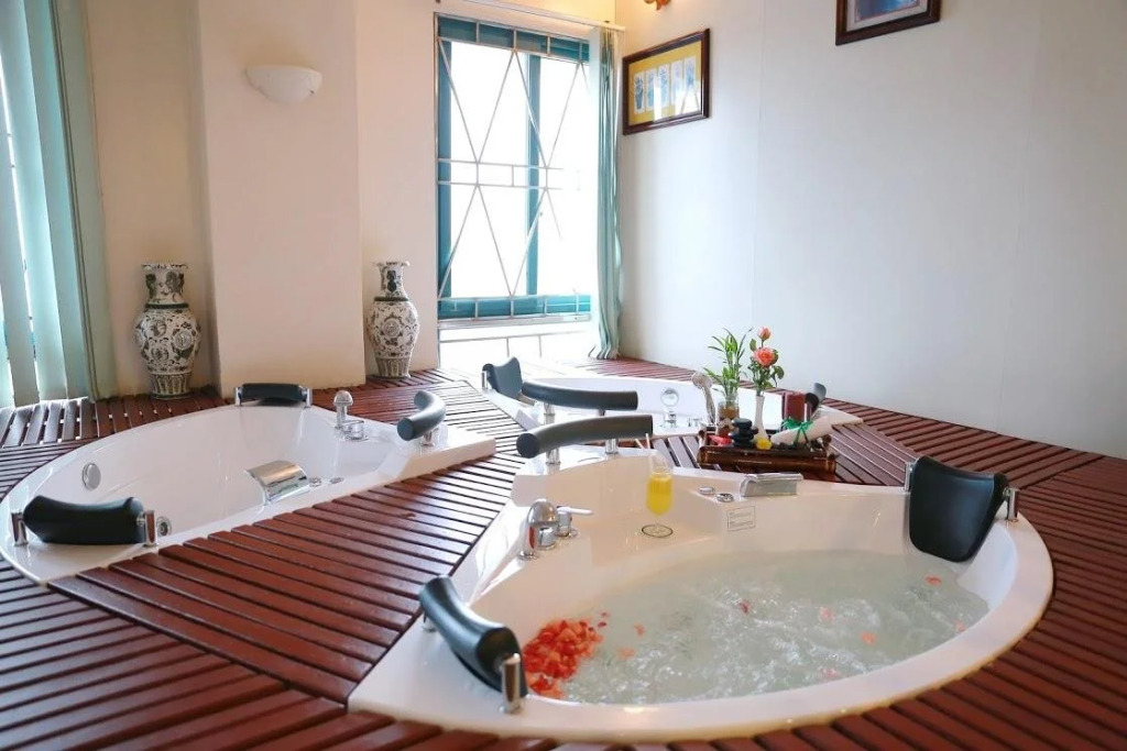 The Tray Hotel Hai Phong