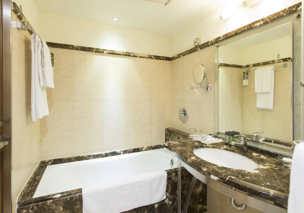 鼎隆國際商旅 Hotel Dion