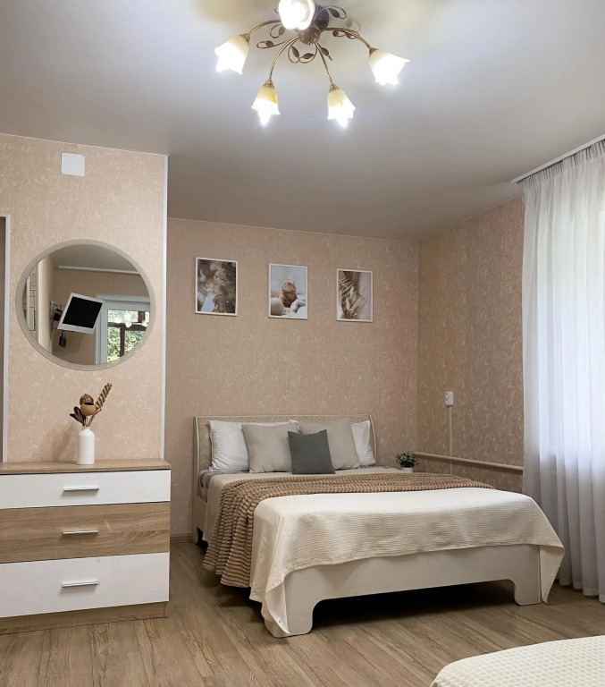 Четырёхместные апартаменты c 1 комнатой в BestHome76