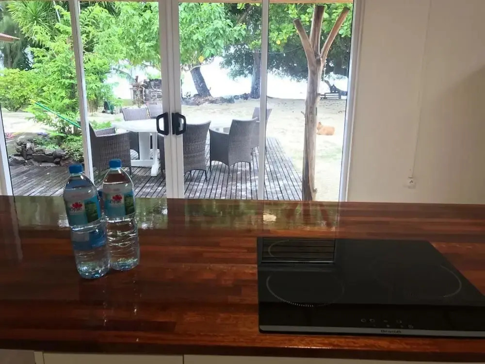 Bora Bora Beach House N658 DTO-MT
