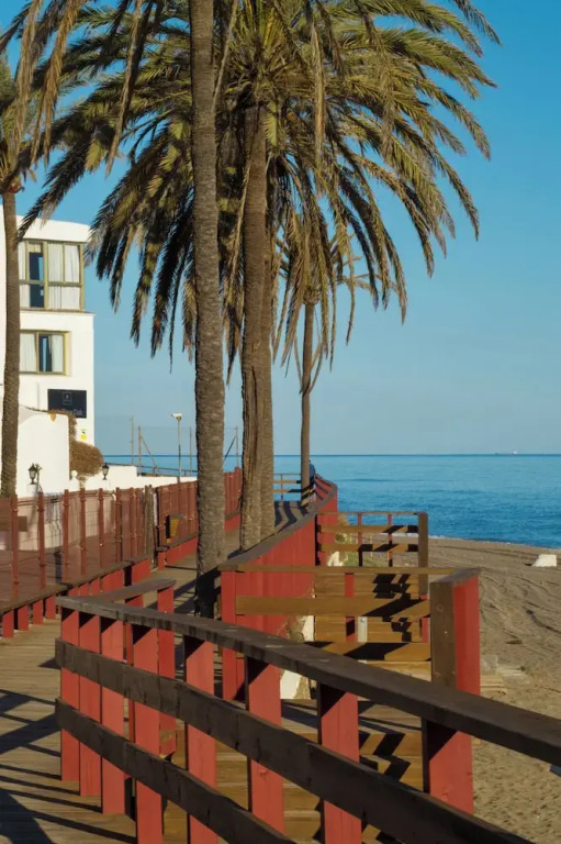 1 Line Beachfront Apartment With Stunning sea View
