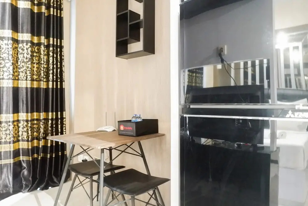 Gorgeous Studio Apartment at Supermall Mansion la Riz