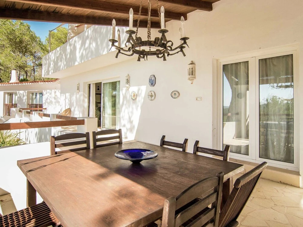 Stunning, Spacious Villa Within Walking Distance of the Charming Village of San Carlos