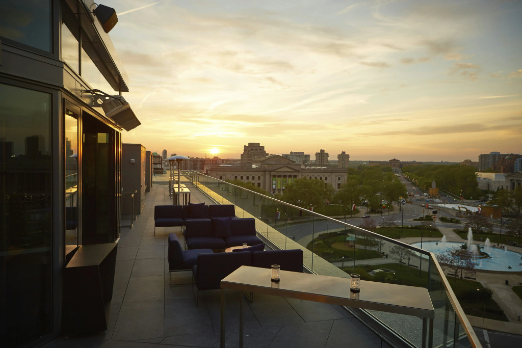 The Logan Philadelphia, Curio Collection by Hilton